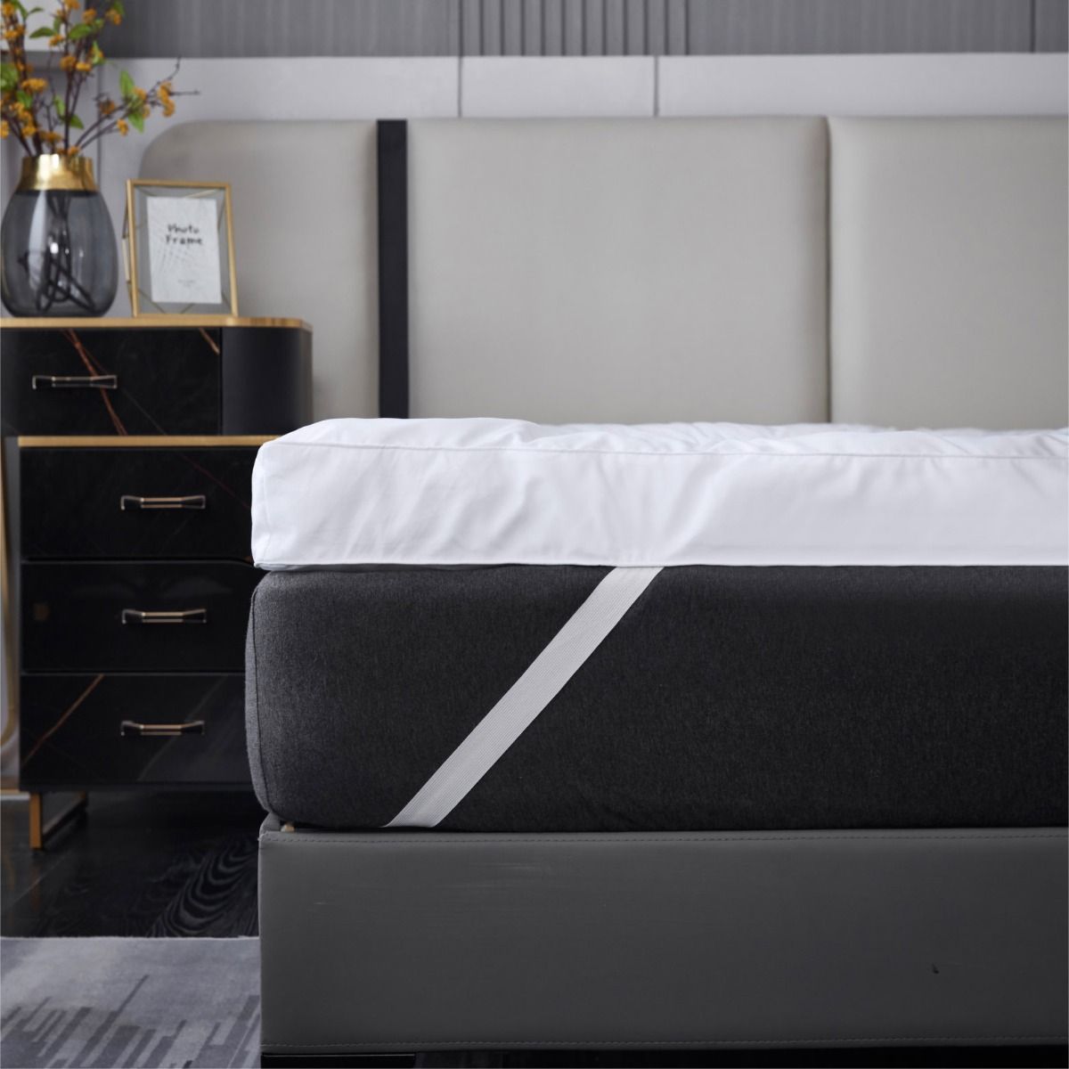 10cm Thick Microfiber Mattress Topper Hotel Quality Enhancer With Corner Straps
