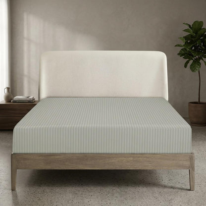 Hotel Quality Fitted Sheet 30 cm Extra Deep Satin Stripe Fitted Bed Sheets Hypoallergenic Durable and Easy Care Bedding Sheet