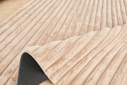 Luxury Faux Fur Shaggy Area Rug  Ultra Soft Plush Striped Non Slip Floor Carpet for Living Room, Bedroom, Lounge & Nursery  120 x 170cm