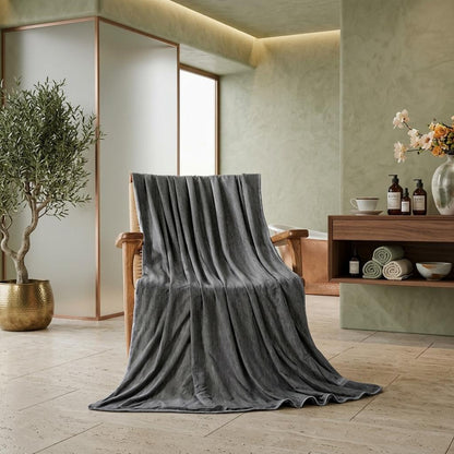Cooling Fleece Throw Blanket for Adults & Kids Soft Lightweight Sofa & Bed Blanket Hypoallergenic Thermal Travel Blanket 130x170cm, 150x200cm, 200x220cm